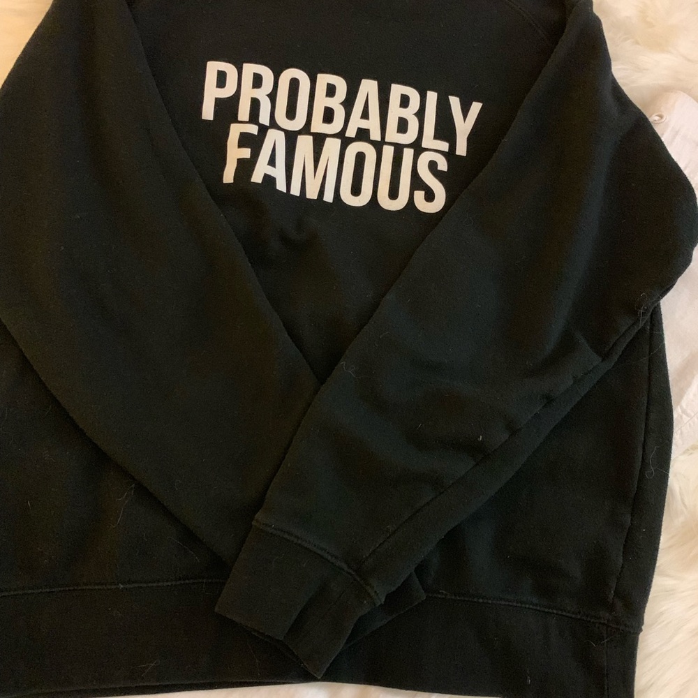 Sweatshirt